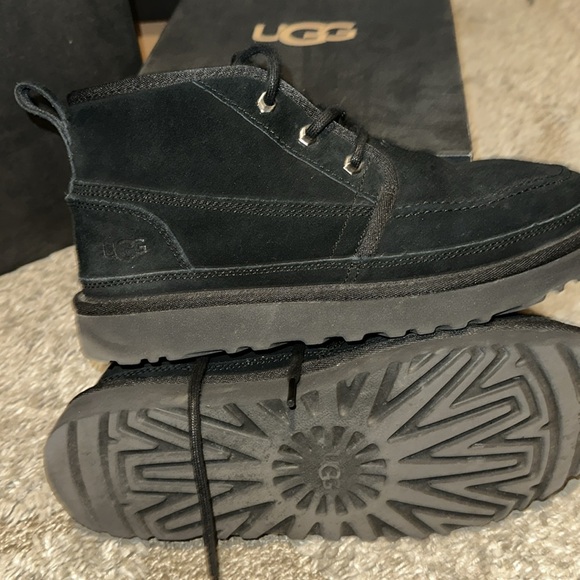 UGG 3 pairs 60 each and care kit $20
Thanks for looking
Let’s make a deal - Picture 12 of 17